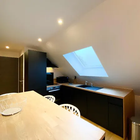 The Seven, White House Amiens Henriville Apartamento *